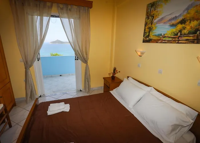 Apartment Agios Georgios - 2 Beds - Sleeps 5 - Free Parking Agios Georgios Pagon